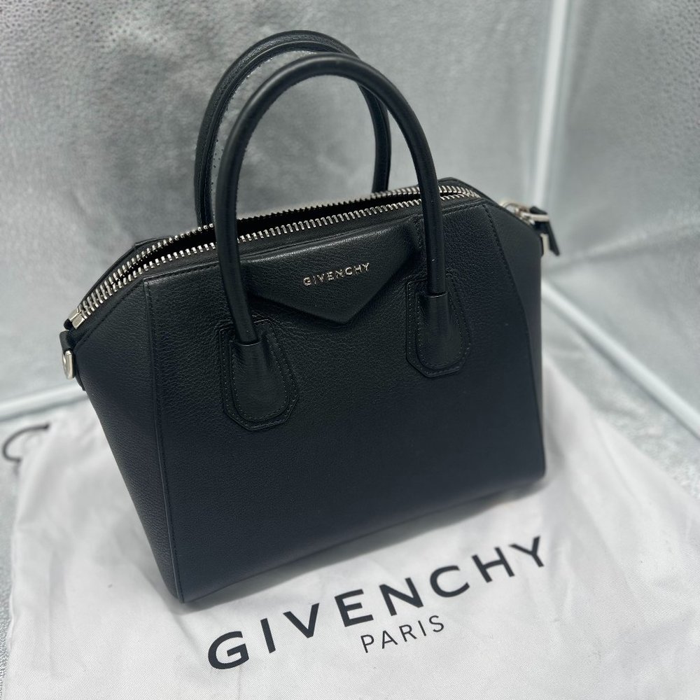 Givenchy Antigona Small Grained Leather Black Silver HW